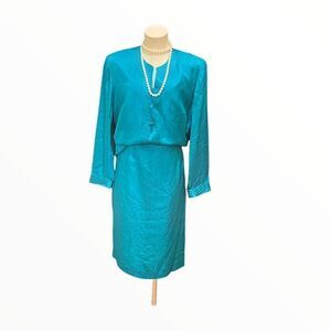 Timeless Elegance: Vintage 100% Silk Skirt Set